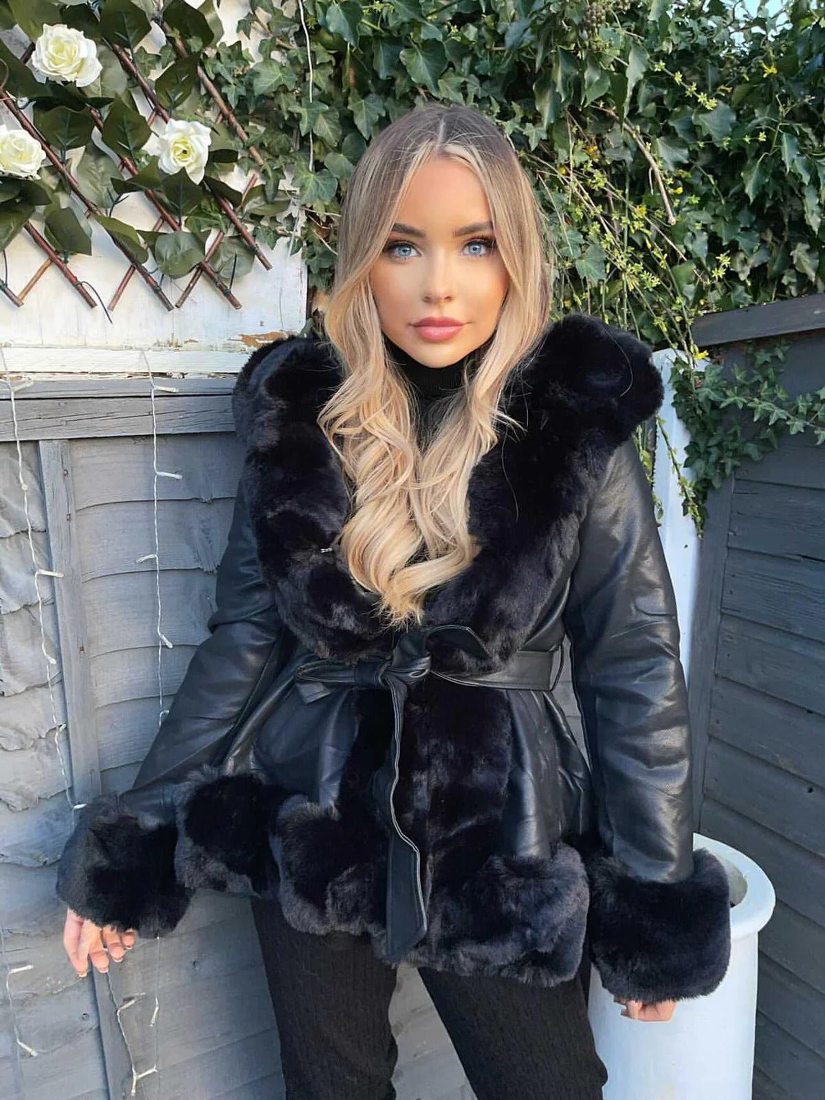 Women's Posh Faux Fur Coat